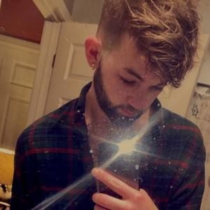 Meet your Posher, Aaron